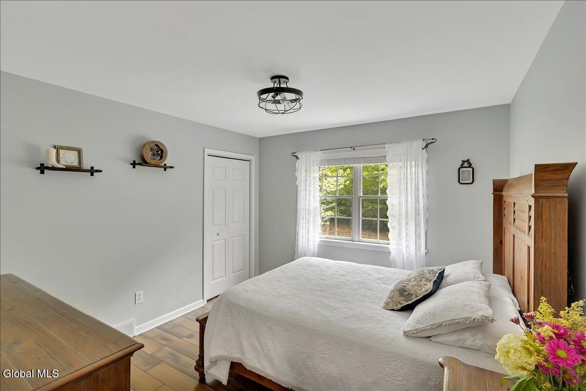 11 Brookhaven Lane East Greenbush NY 12061