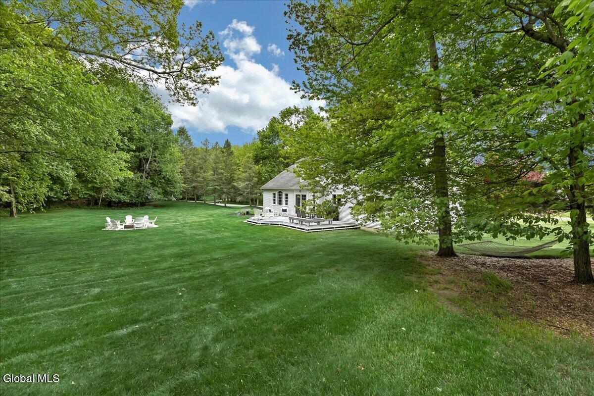 11 Brookhaven Lane East Greenbush NY 12061