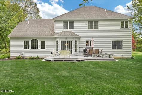 11 Brookhaven Lane East Greenbush NY 12061