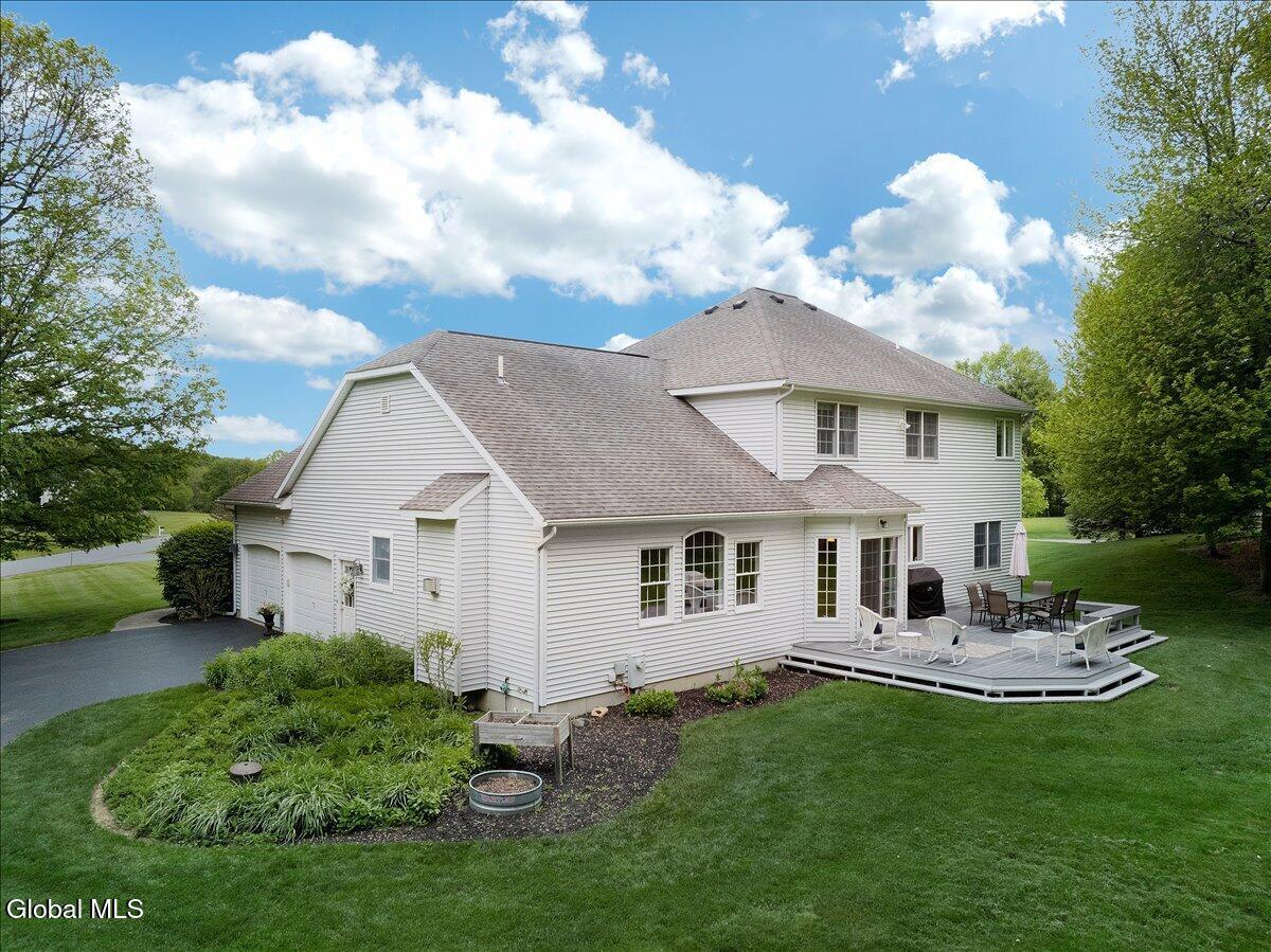 11 Brookhaven Lane East Greenbush NY 12061