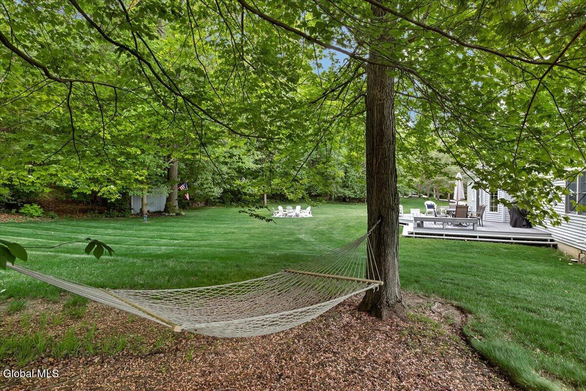 11 Brookhaven Lane East Greenbush NY 12061