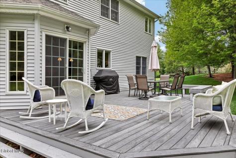 11 Brookhaven Lane East Greenbush NY 12061