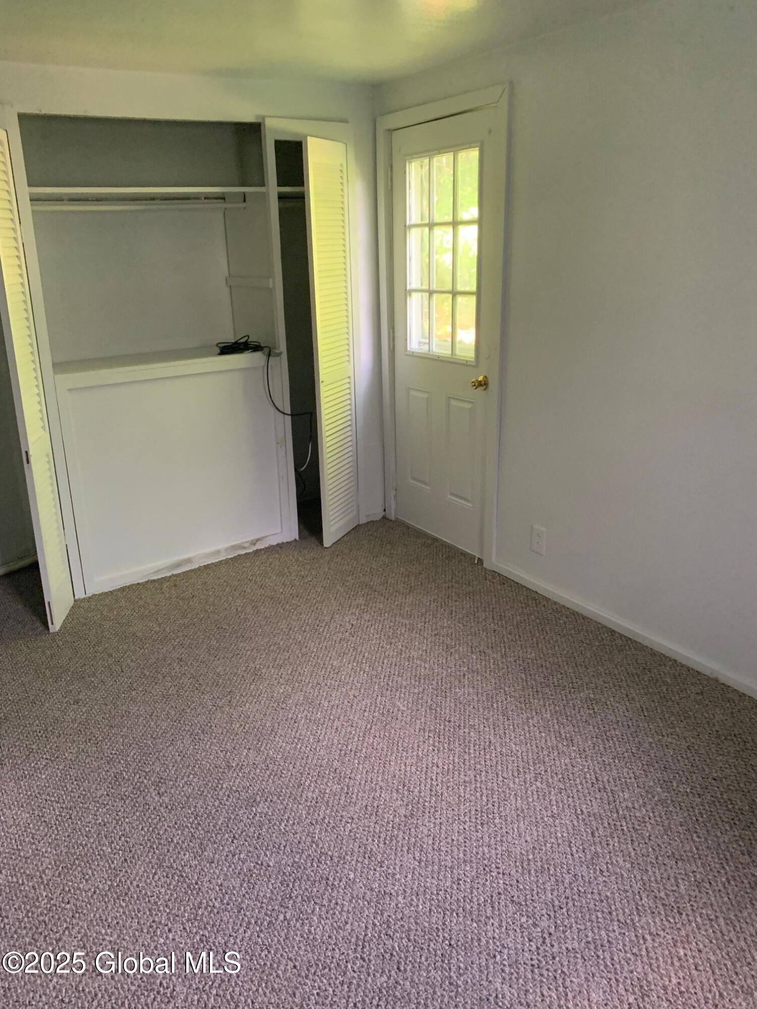 326 Middle Road Crown Point NY 12928