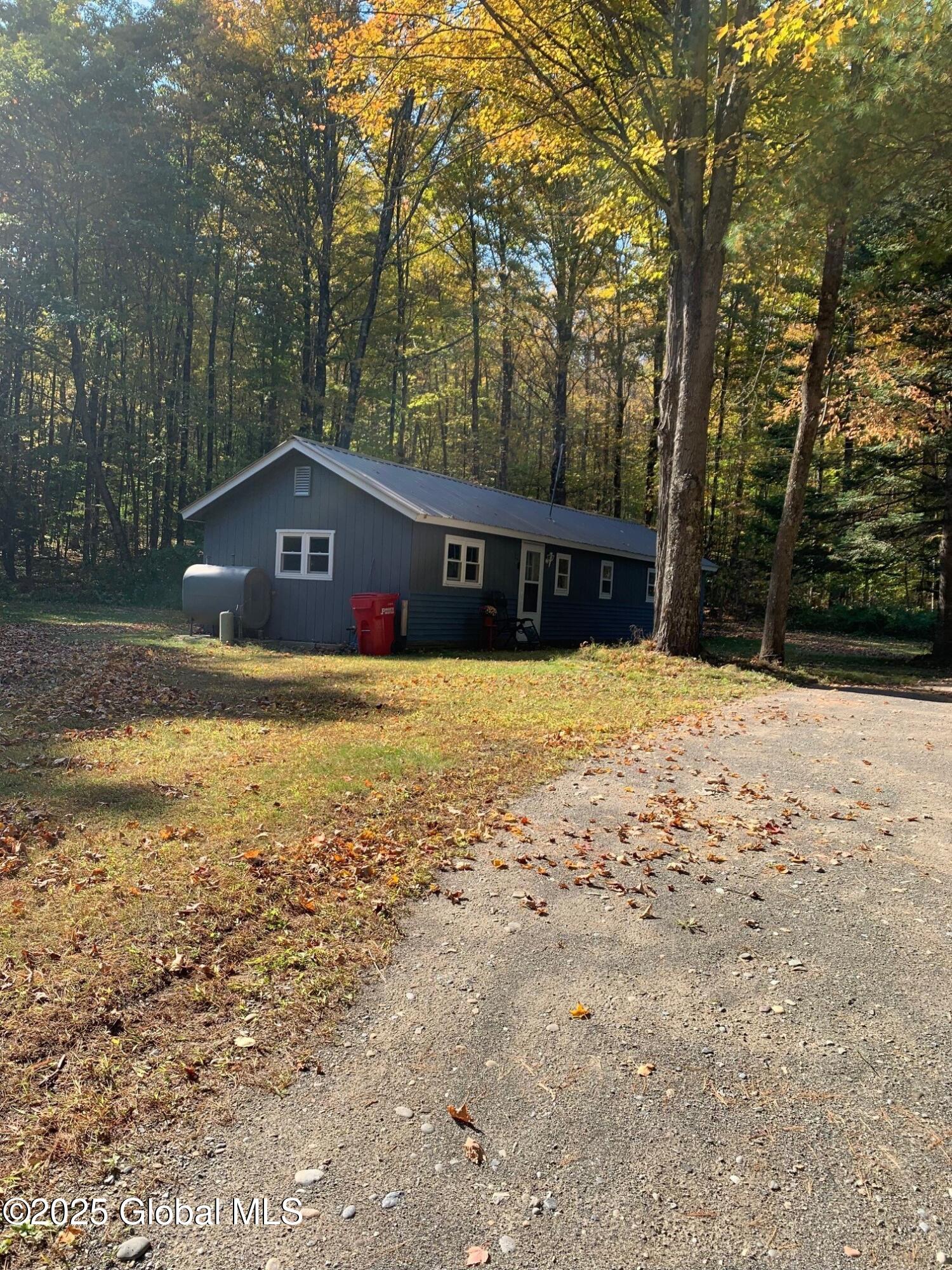 326 Middle Road Crown Point NY 12928