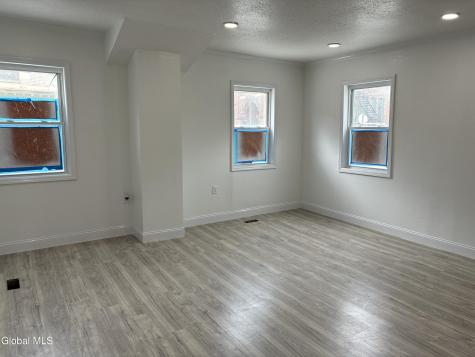 68 Bassett Street Albany NY 12202
