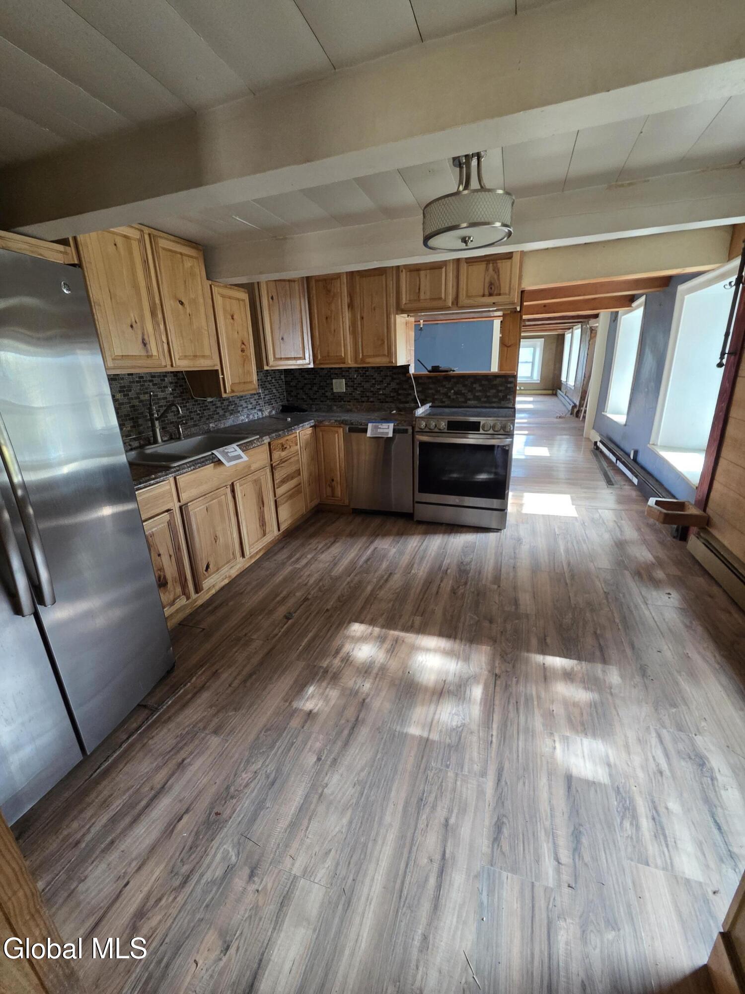 528 Schoharie Turnpike Athens NY 12015