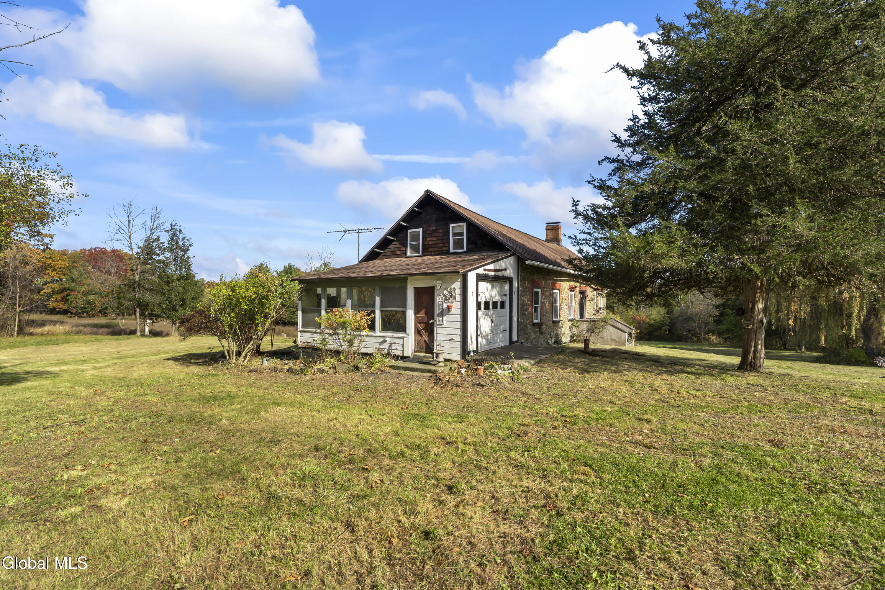 528 Schoharie Turnpike Athens NY 12015