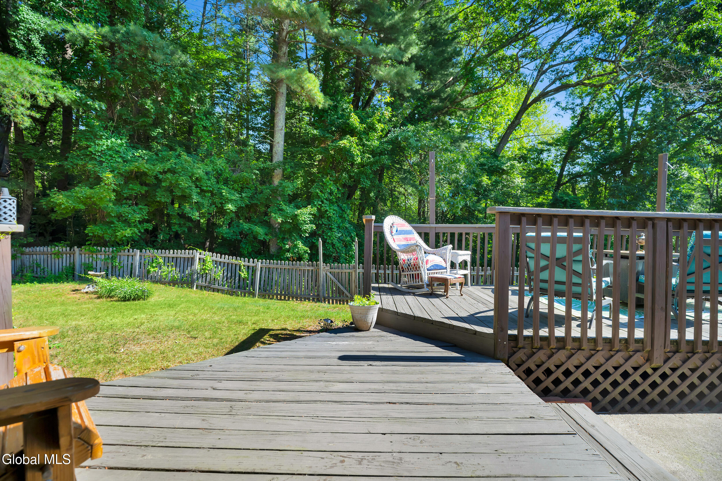 35 Meadow Rue Place Malta NY 12020