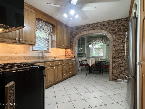 1222 Paul Avenue Schenectady NY 12306
