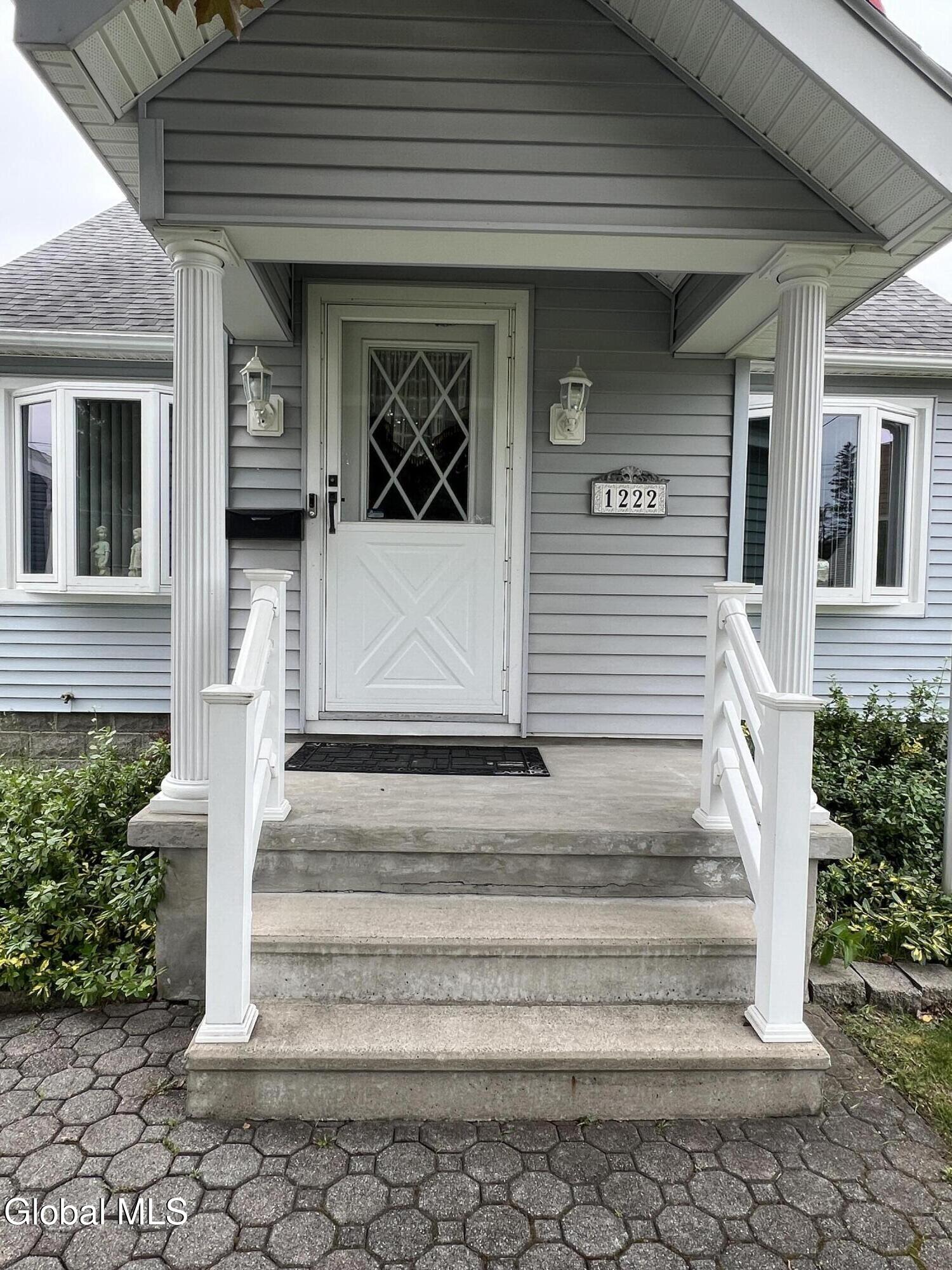 1222 Paul Avenue Schenectady NY 12306