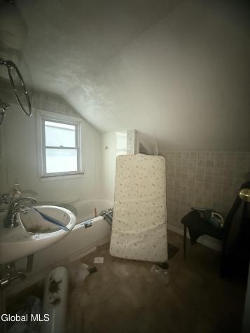 169 Schoolhouse Road Guilderland NY 12203