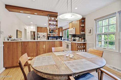 8 Wedge Road Delmar NY 12054