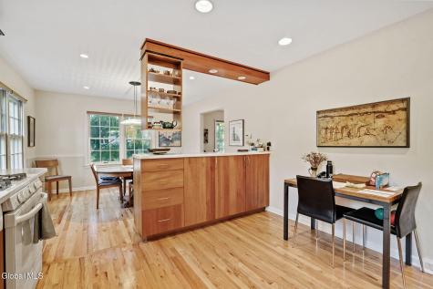 8 Wedge Road Delmar NY 12054