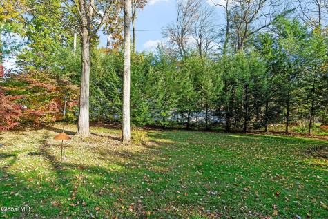 8 Wedge Road Delmar NY 12054