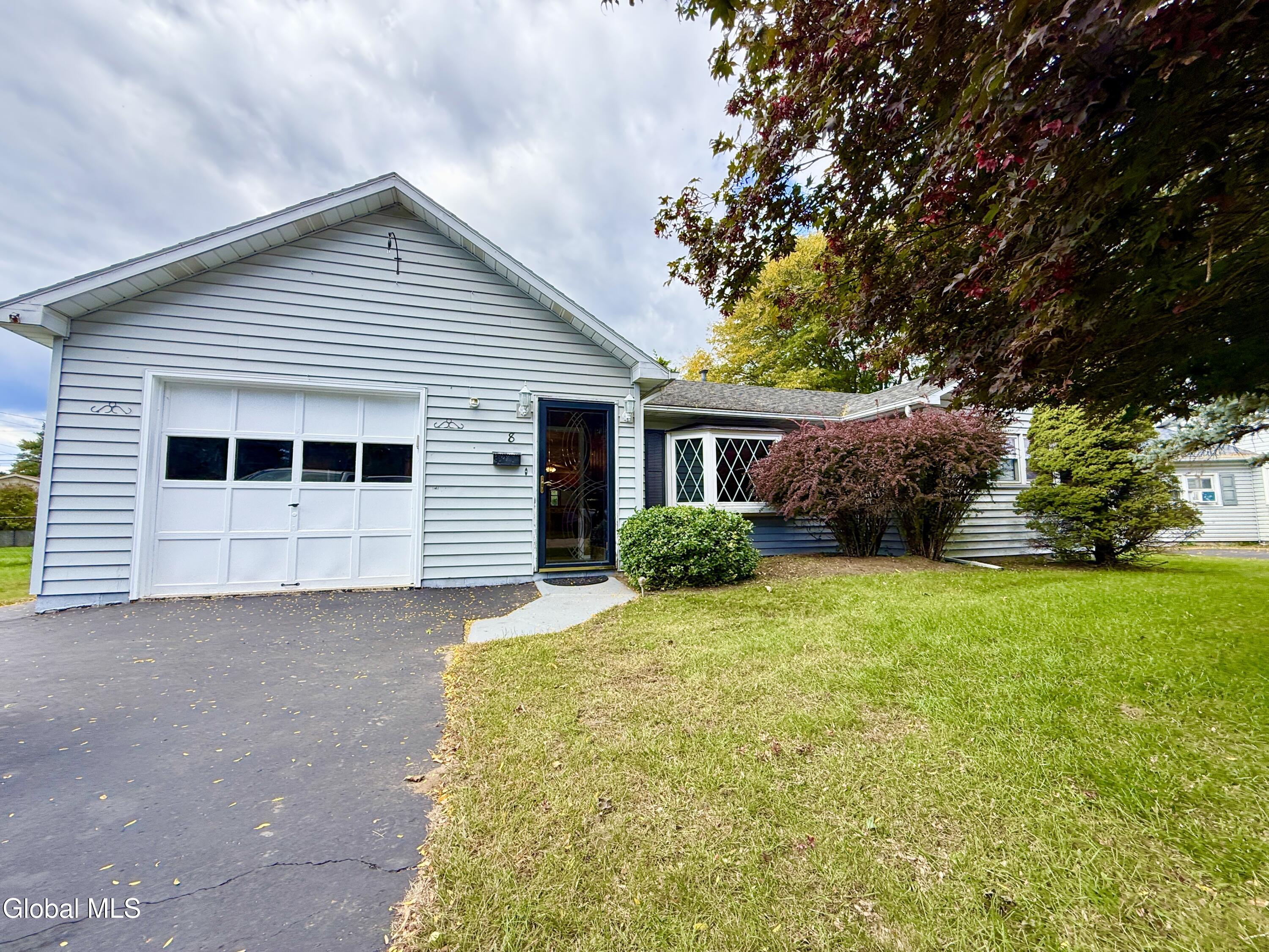 8 Martingale Drive Albany NY 12205