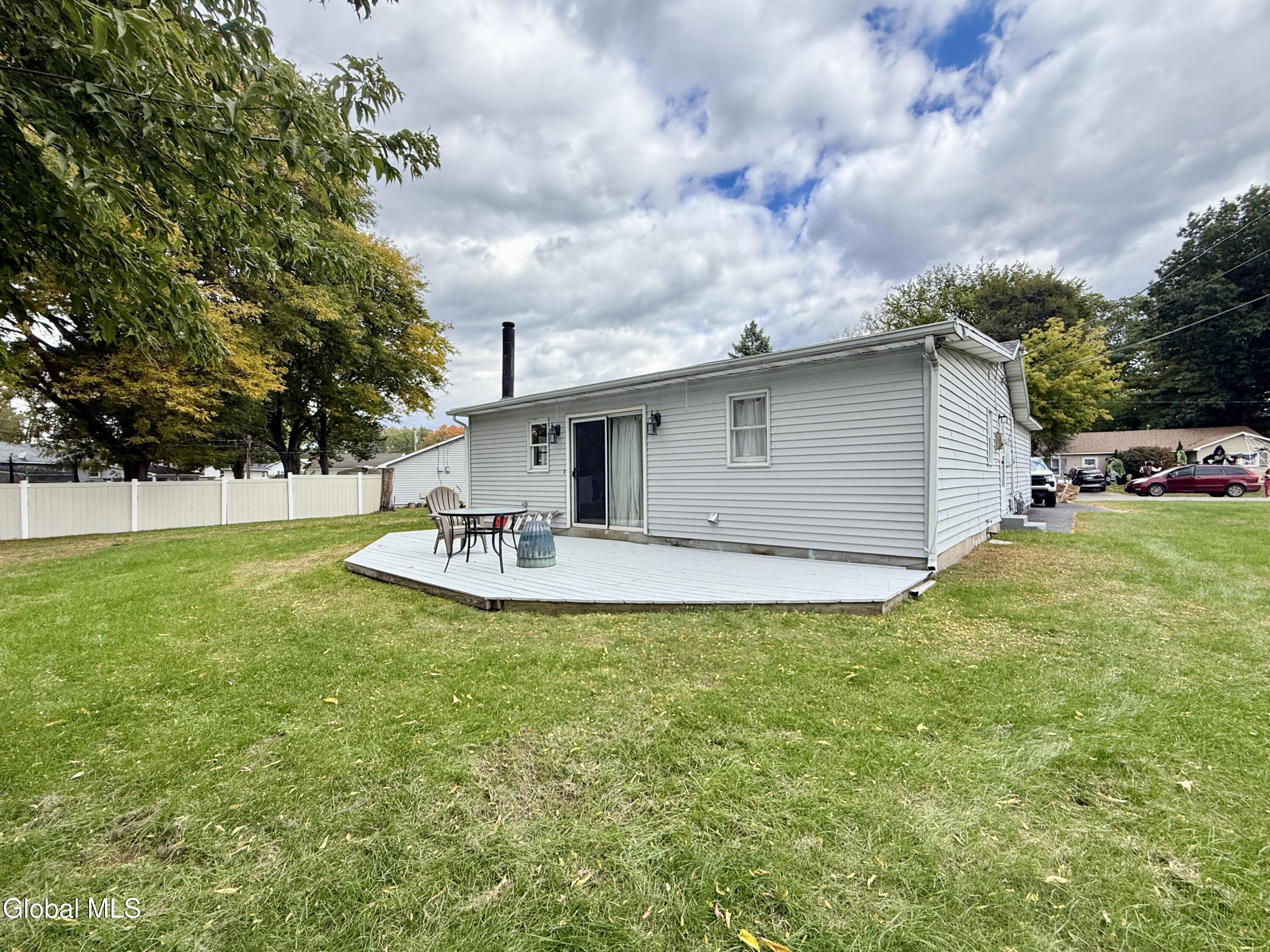 8 Martingale Drive Albany NY 12205