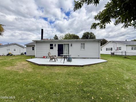 8 Martingale Drive Albany NY 12205
