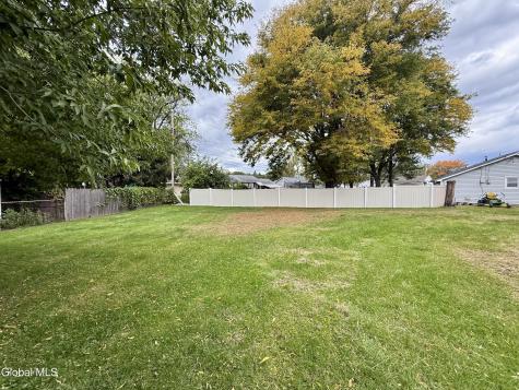8 Martingale Drive Albany NY 12205