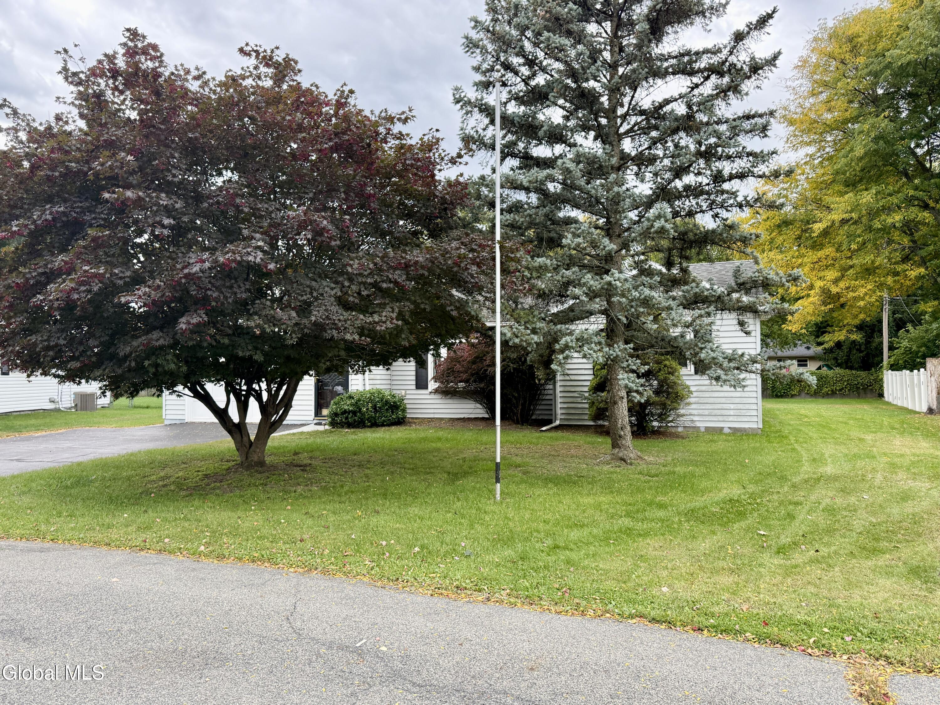 8 Martingale Drive Albany NY 12205