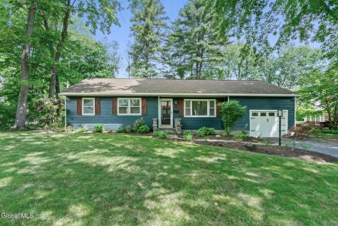 118 E Poplar Drive Delmar NY 12054