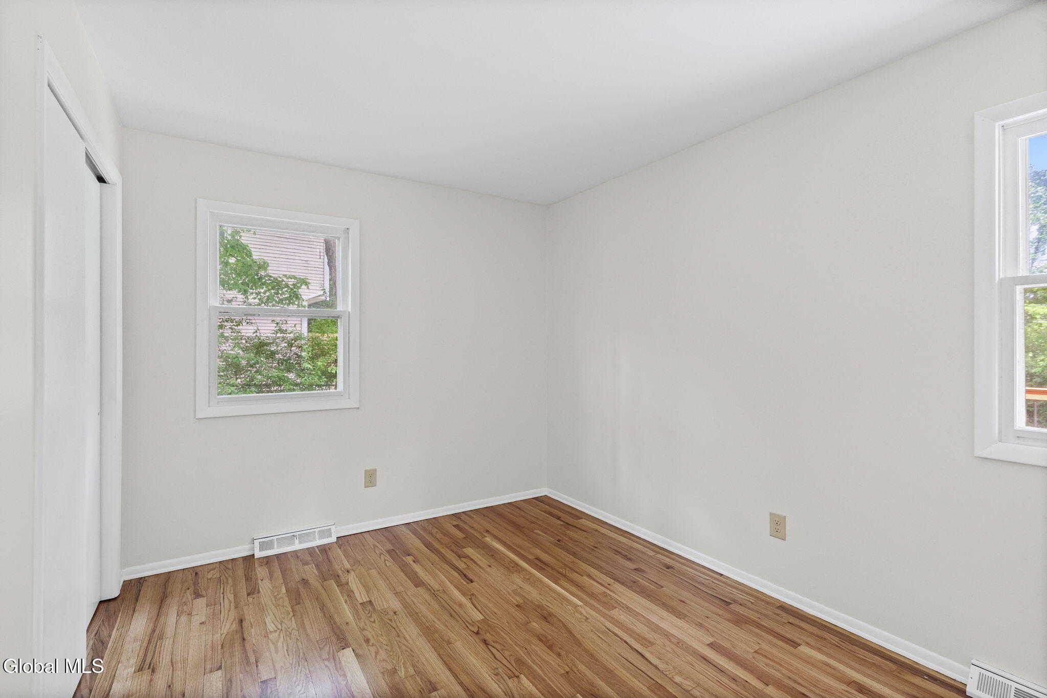 118 E Poplar Drive Delmar NY 12054