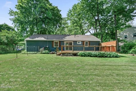 118 E Poplar Drive Delmar NY 12054