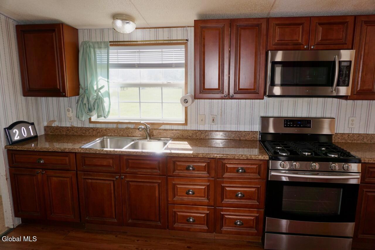 201 Reed Hill Road Fultonville NY 12072