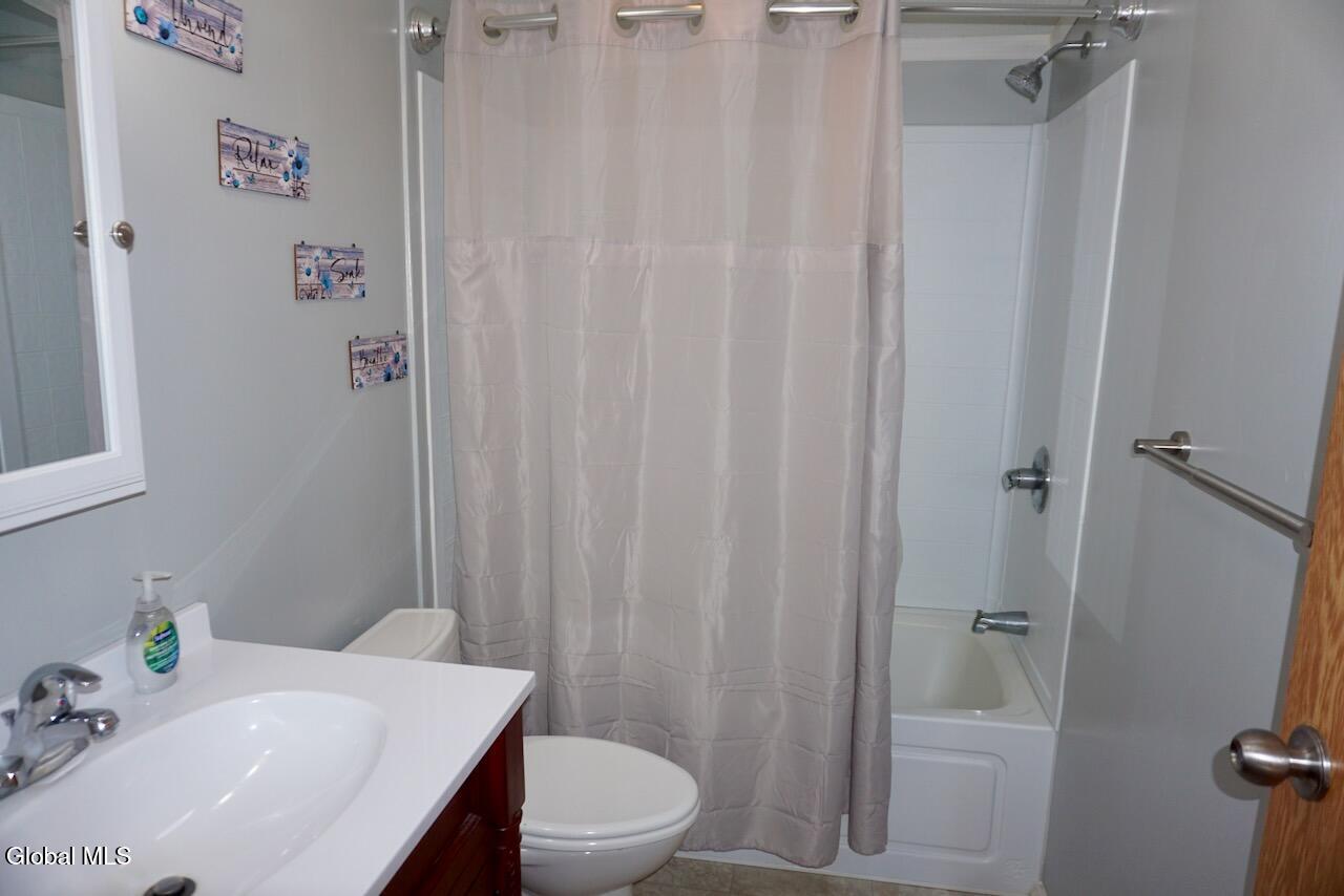 201 Reed Hill Road Fultonville NY 12072