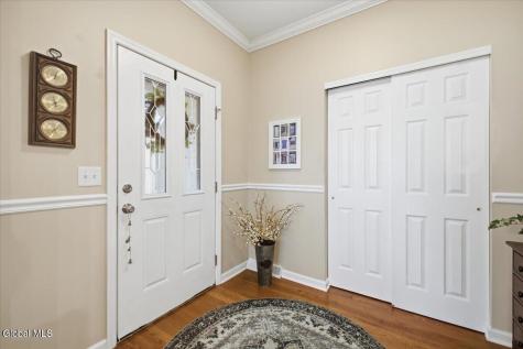 86 Meldon Circle Queensbury NY 12804