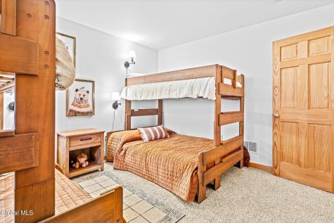 5 Kingsley Lane Chestertown NY 12817