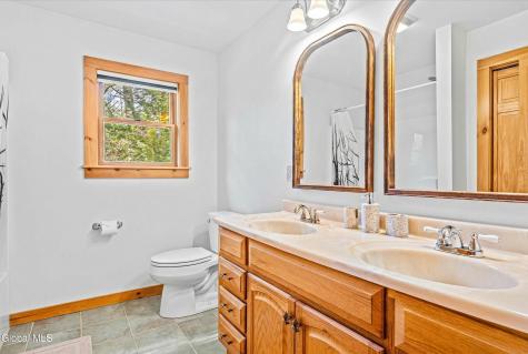 5 Kingsley Lane Chestertown NY 12817
