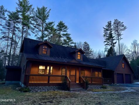 5 Kingsley Lane Chestertown NY 12817