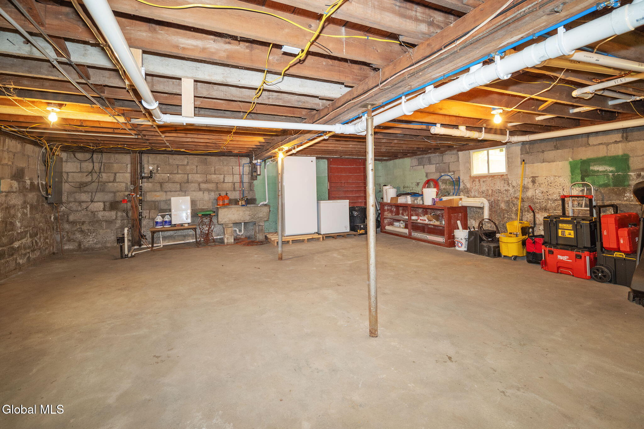 189 Church Street Howes Cave NY 12092