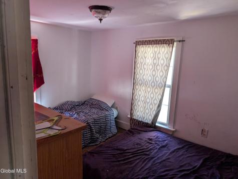 7 Prosser Circle Warrensburg NY 12885
