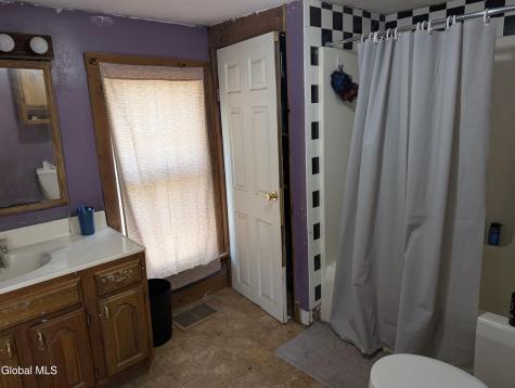 7 Prosser Circle Warrensburg NY 12885