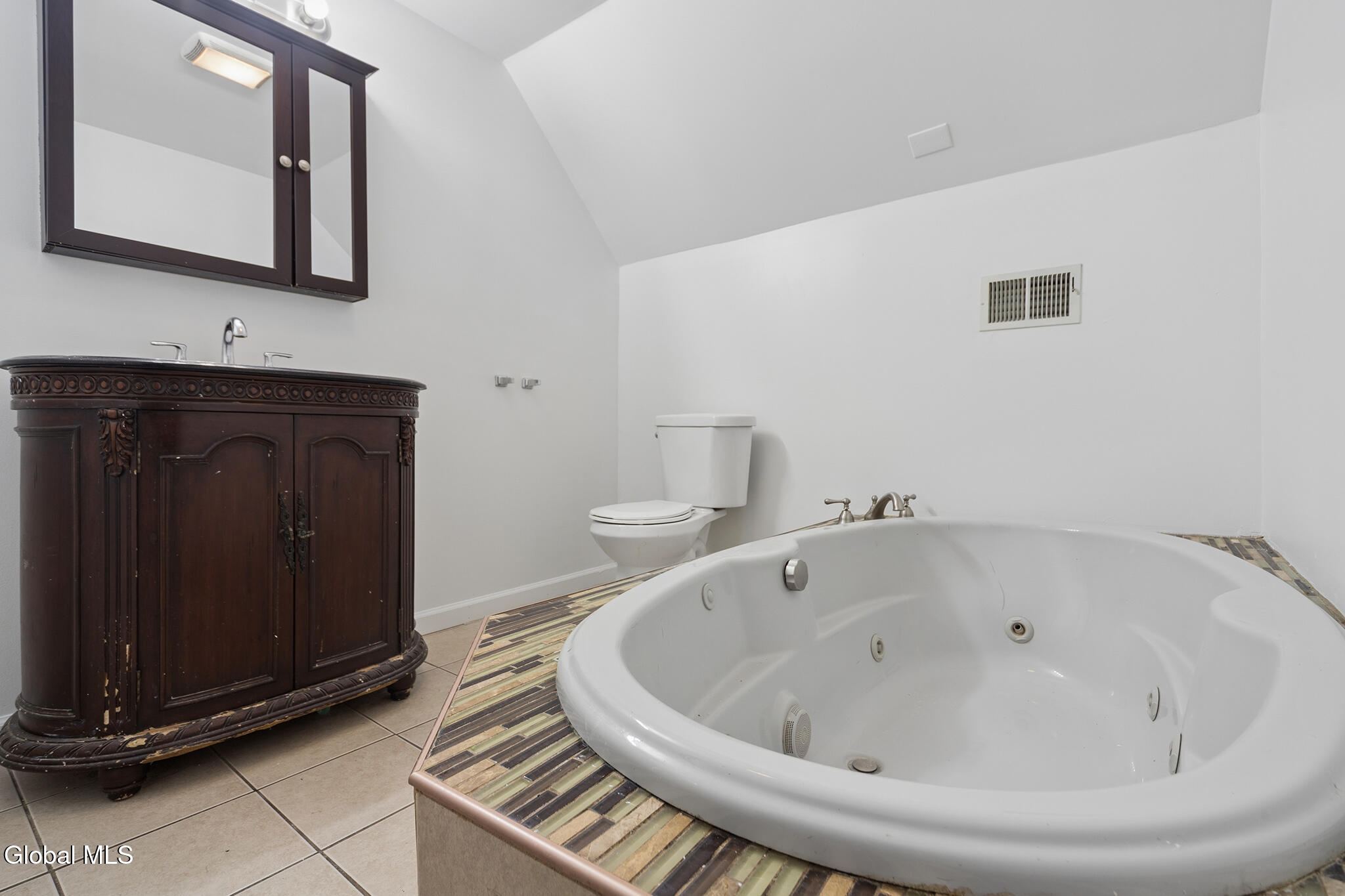 2627 Consaul Road Schenectady NY 12304