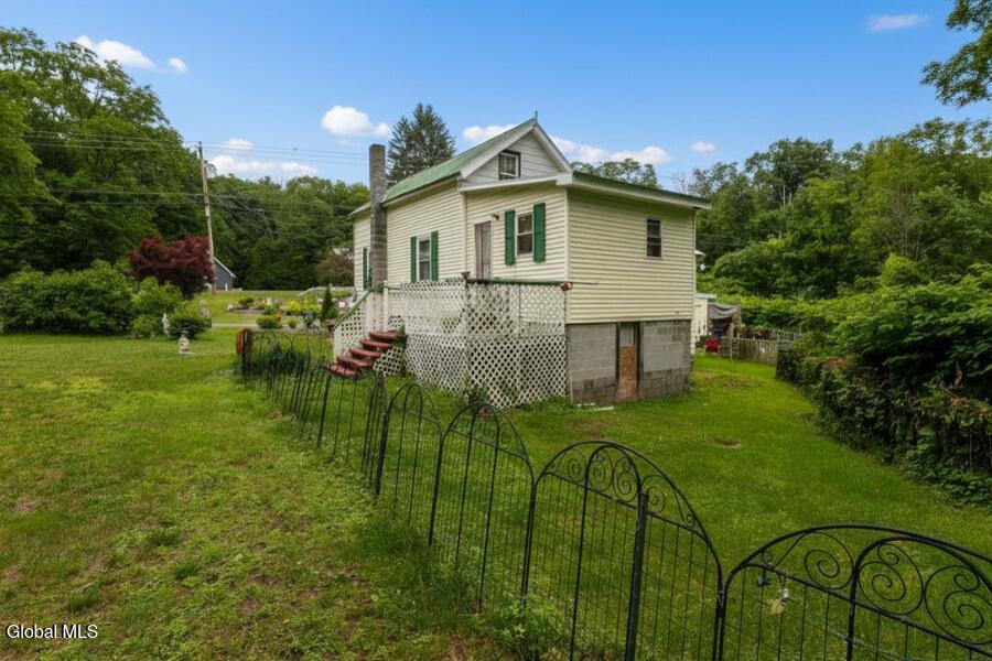 772 Saratoga Road Gansevoort NY 12831