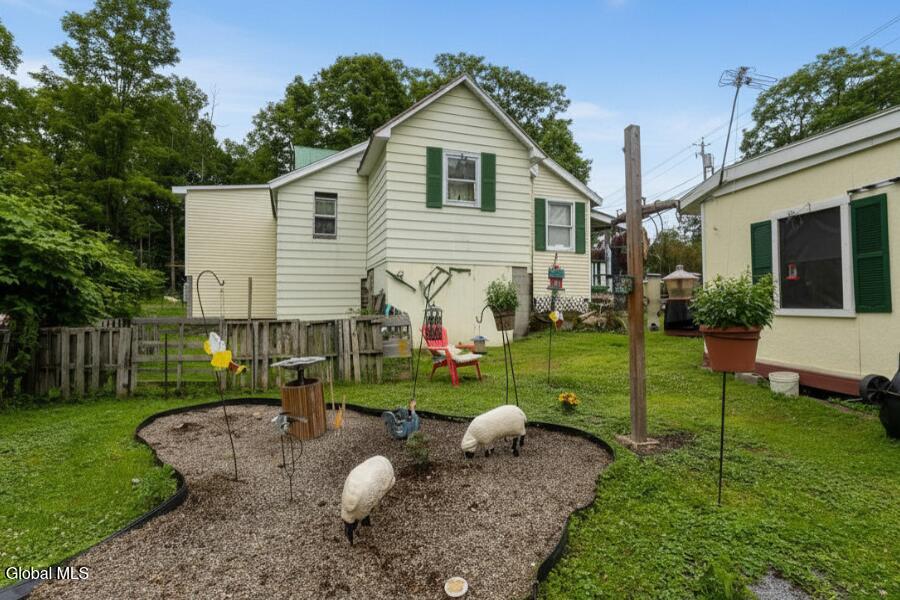772 Saratoga Road Gansevoort NY 12831