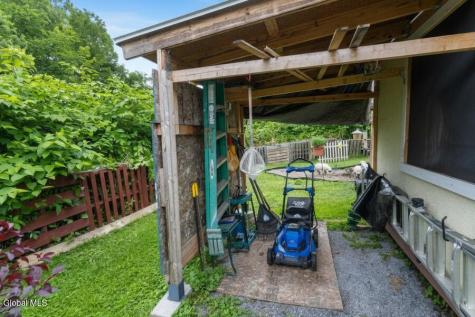 772 Saratoga Road Gansevoort NY 12831