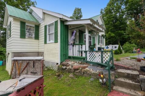772 Saratoga Road Gansevoort NY 12831