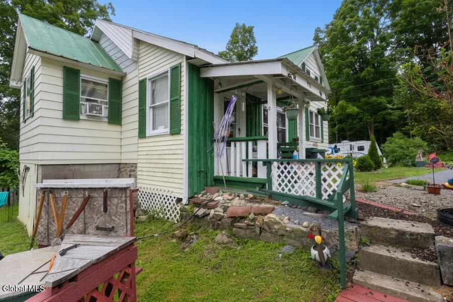 772 Saratoga Road Gansevoort NY 12831