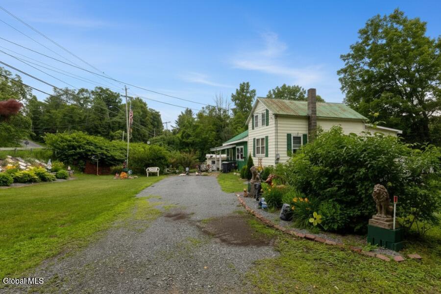 772 Saratoga Road Gansevoort NY 12831