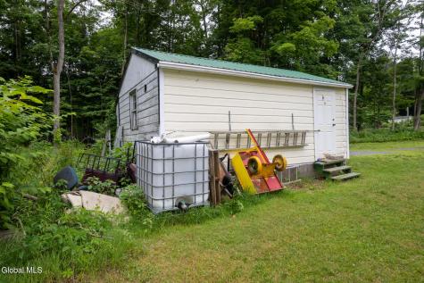 772 Saratoga Road Gansevoort NY 12831