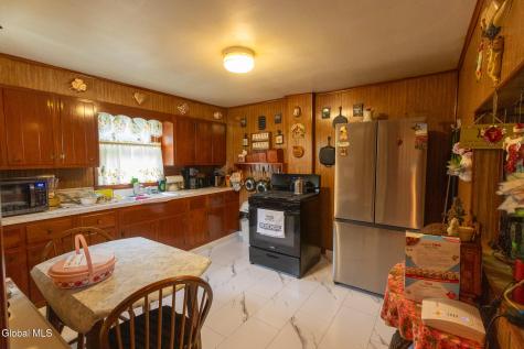 772 Saratoga Road Gansevoort NY 12831