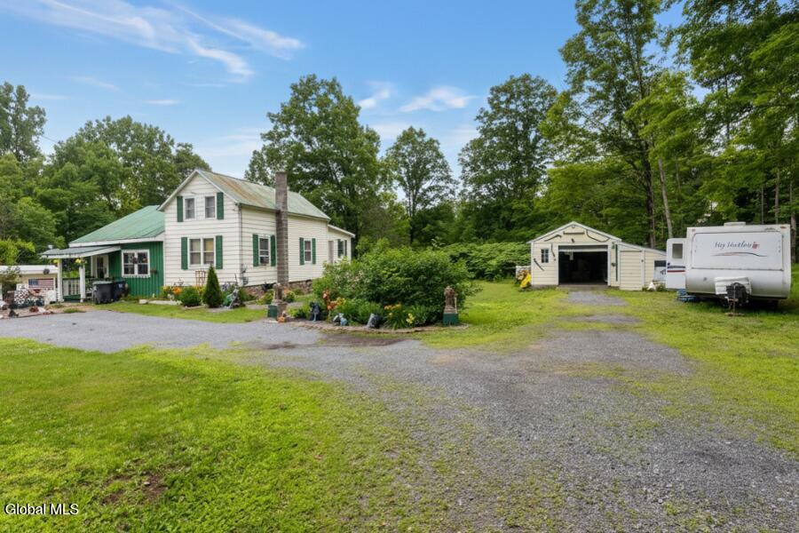 772 Saratoga Road Gansevoort NY 12831