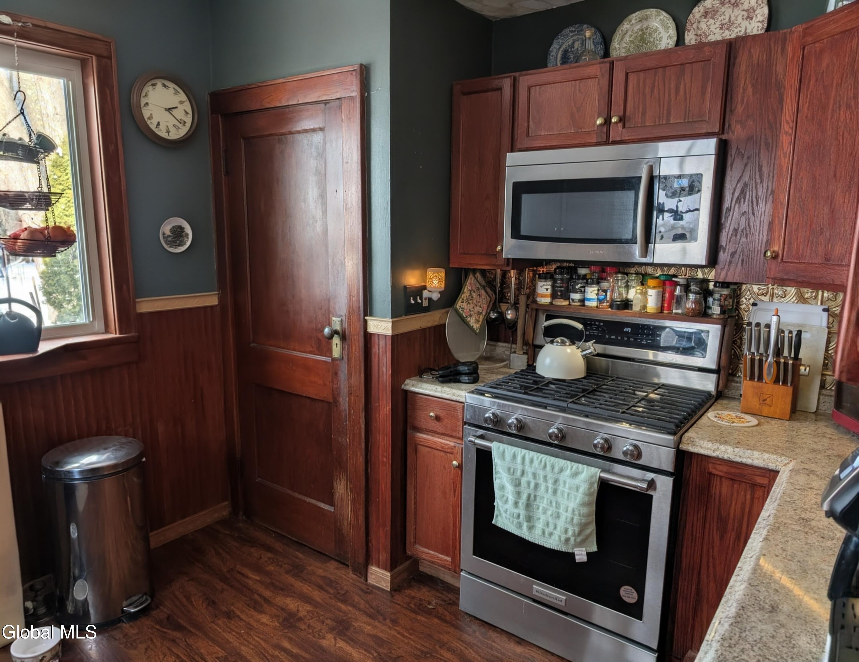 61 Van Dyck Street Coxsackie NY 12051