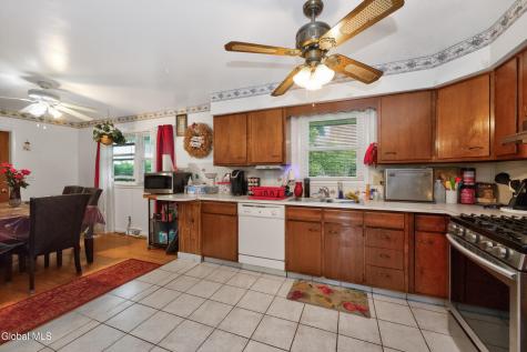 4 Marietta Drive Albany NY 12205