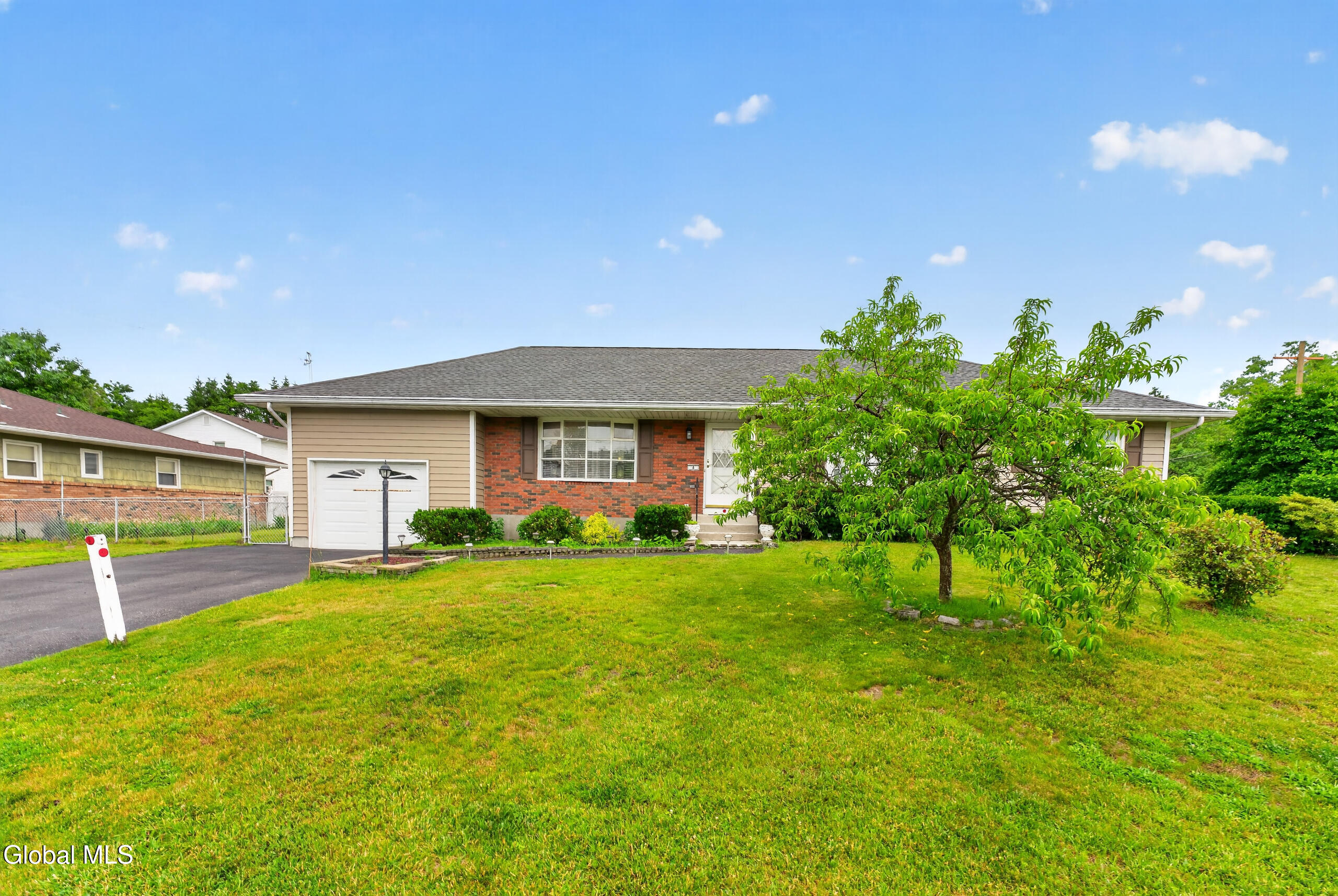 4 Marietta Drive Albany NY 12205