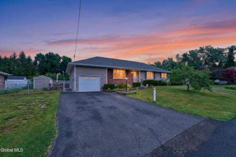 4 Marietta Drive Albany NY 12205