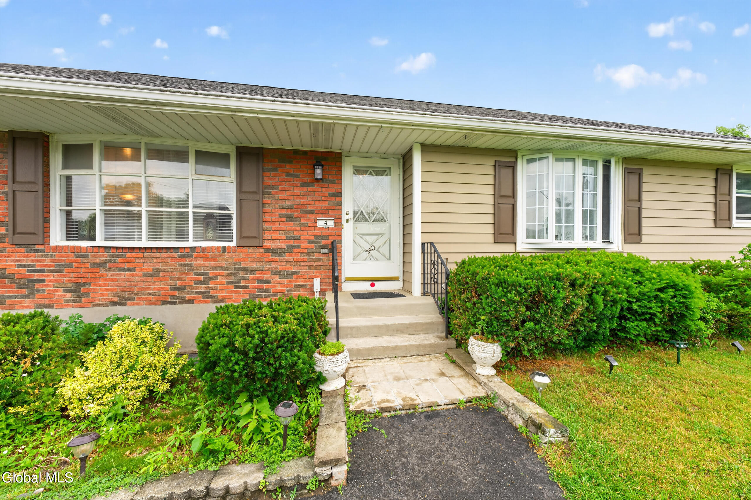 4 Marietta Drive Albany NY 12205